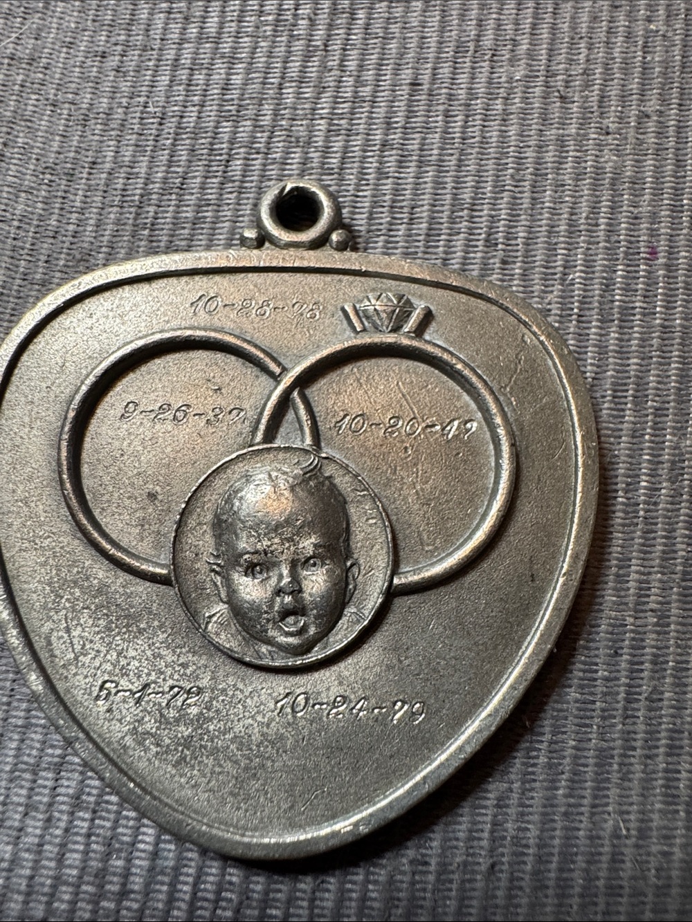 Source Unknown Silver-Tone Memorial Pendant with Baby Portrait